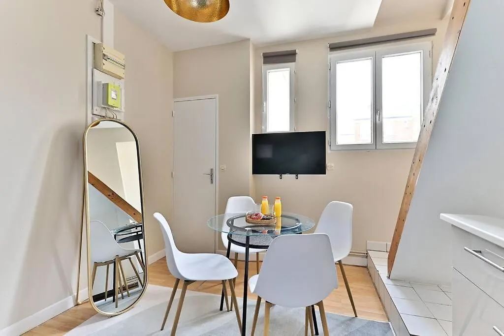 Loft Mezzanine Central A Paris 14Eme- II Apartment